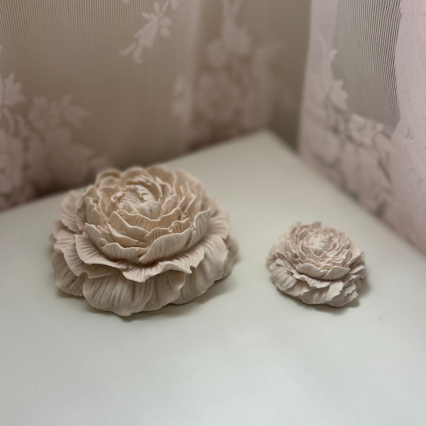 Blush – Elegant Floral Aroma Stone