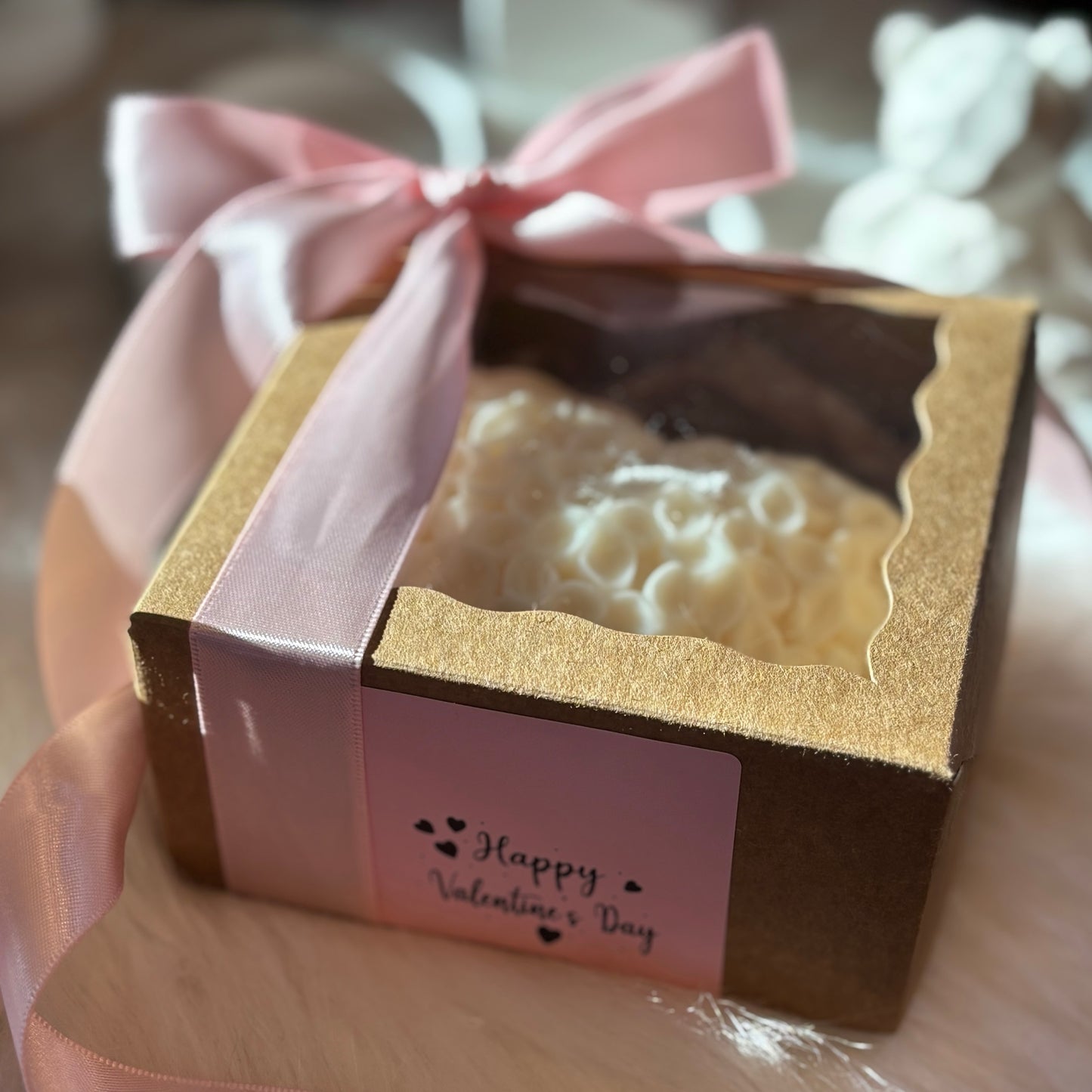 Flora Heart – Sculpted Soy Candle
