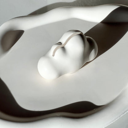 Cloud Nest – Card Holder