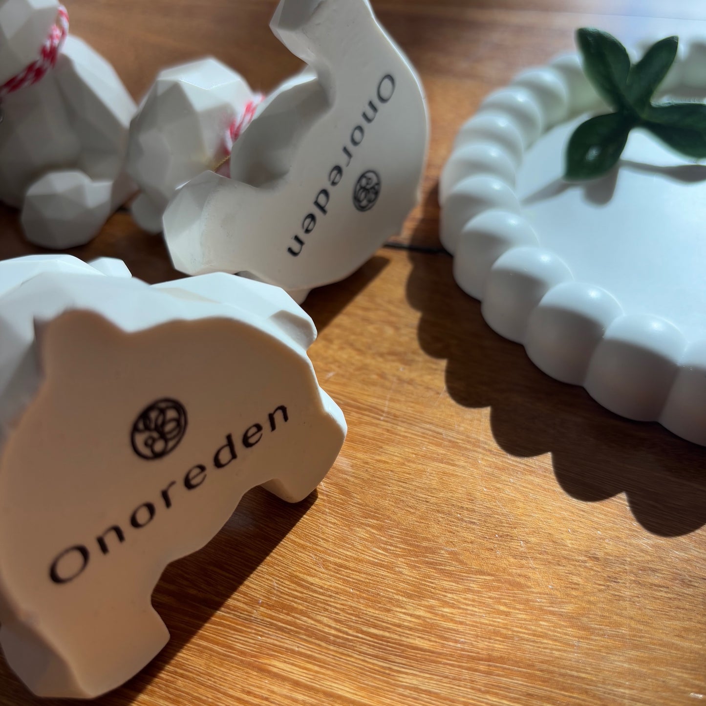 Onoreden Bear – Modern Calm Companion