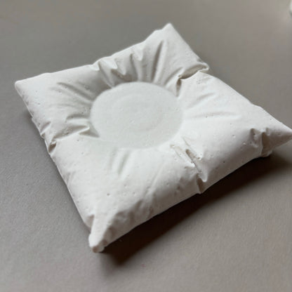 Hikari – Tealight Candle Holder