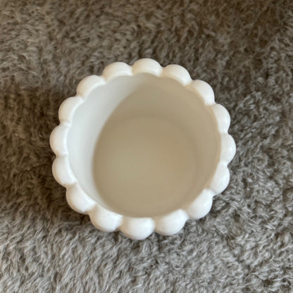 Canelé – Sculpted Organizer with Soft Ridges