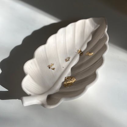 Rustle – Decorative Leaf Tray