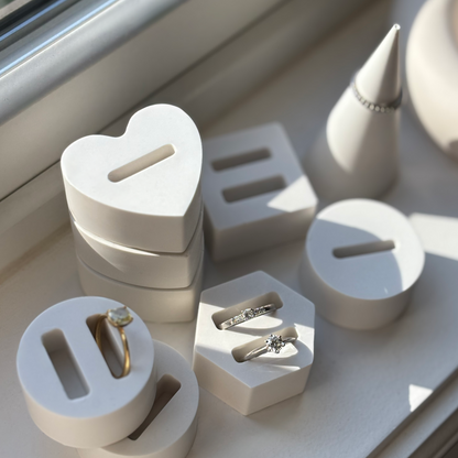 Elements – Ring Holder