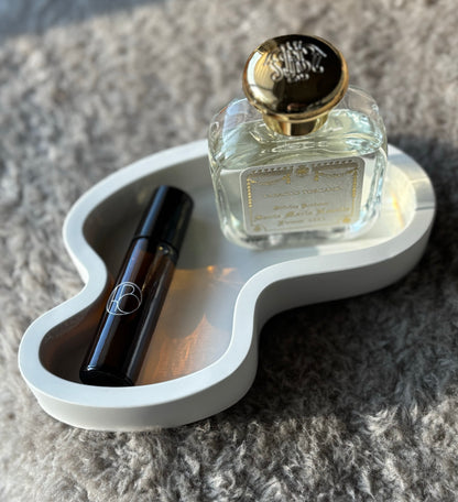 Rest – Organic Rimmed Tray