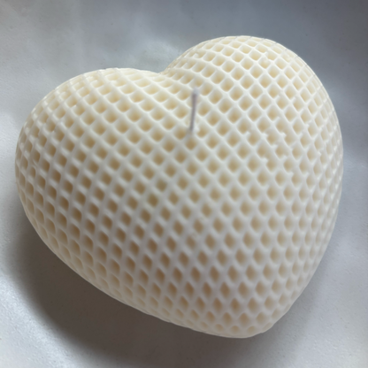 Lattice Heart – Sculpted Soy Candle