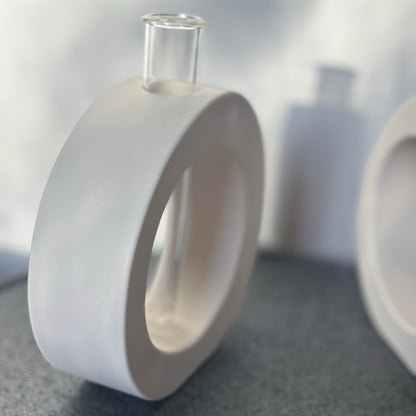 One – Circular Vase