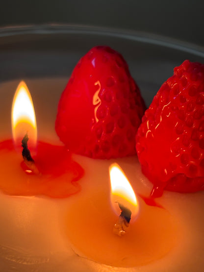 Strawberry Mood – Martini Glass Candle